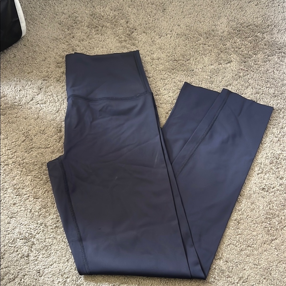 Offline by Aerie Women’s navy blue leggings